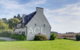 Grande maison familiale pieds dans l&rsquo;eau, entre saline et oc – 10 pièces – 7 chambres – 271.31 m²