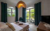 VILLA D&rsquo;EXCEPTION AVEC PLAGE SUR LE LAGON DE ST FRANCOIS – 7 pièces – 6 chambres – 260 m²
