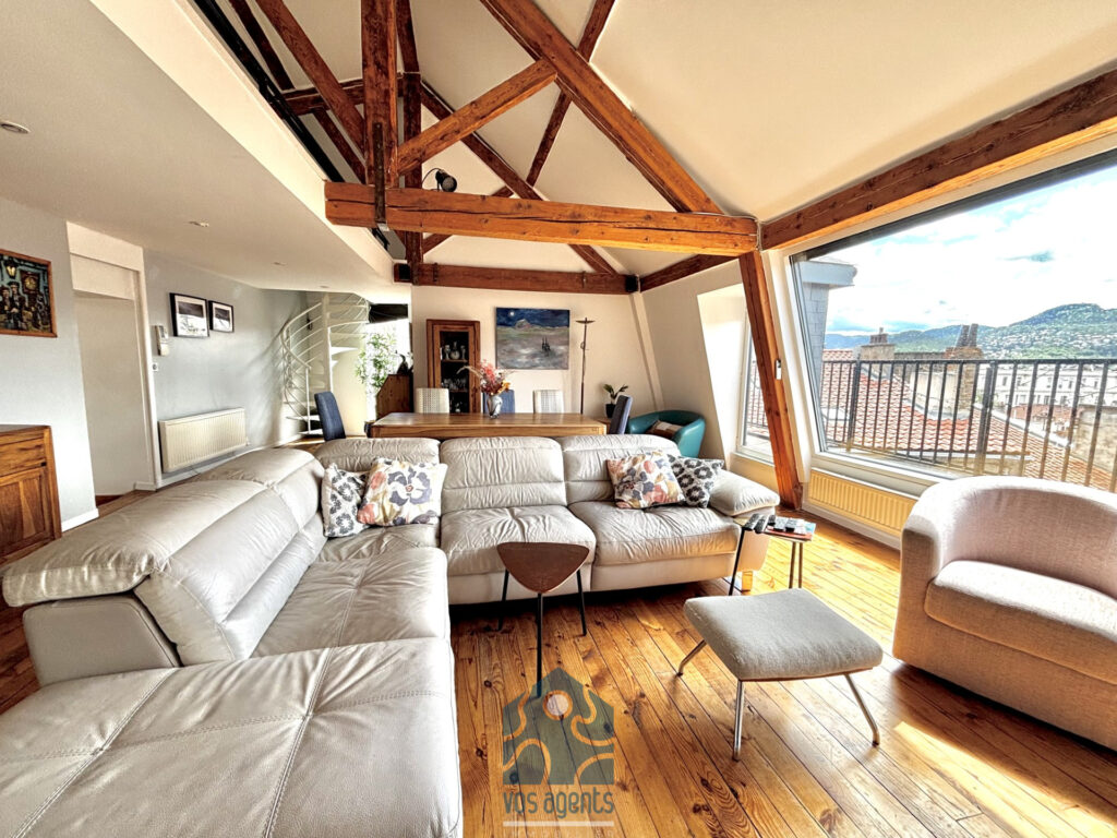 Appartement en duplex 6 pièces avec terrasse vue panoramique – 7 pièces – 5 chambres – 225.92 m²