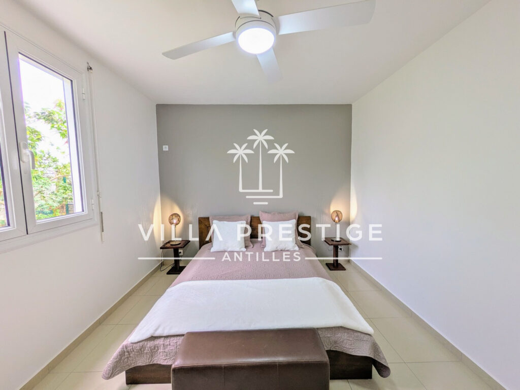 PROPRIÉTÉ D&rsquo;EXCEPTION VILLA T6 ET 2 LOGEMENTS T2 – VUE DÉGAG – 10 pièces – 7 chambres – 257.37 m²