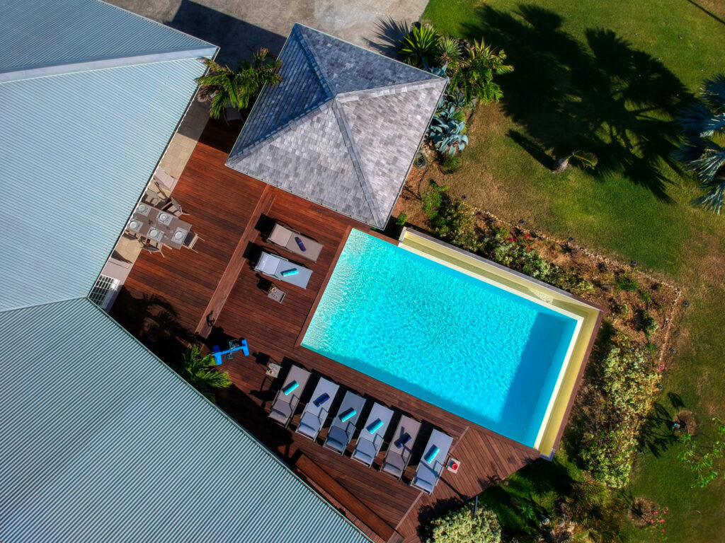 Villa1ère Ligne VUE MER à Sainte-Anne – 4 pièces – 4 chambres – 227 m²