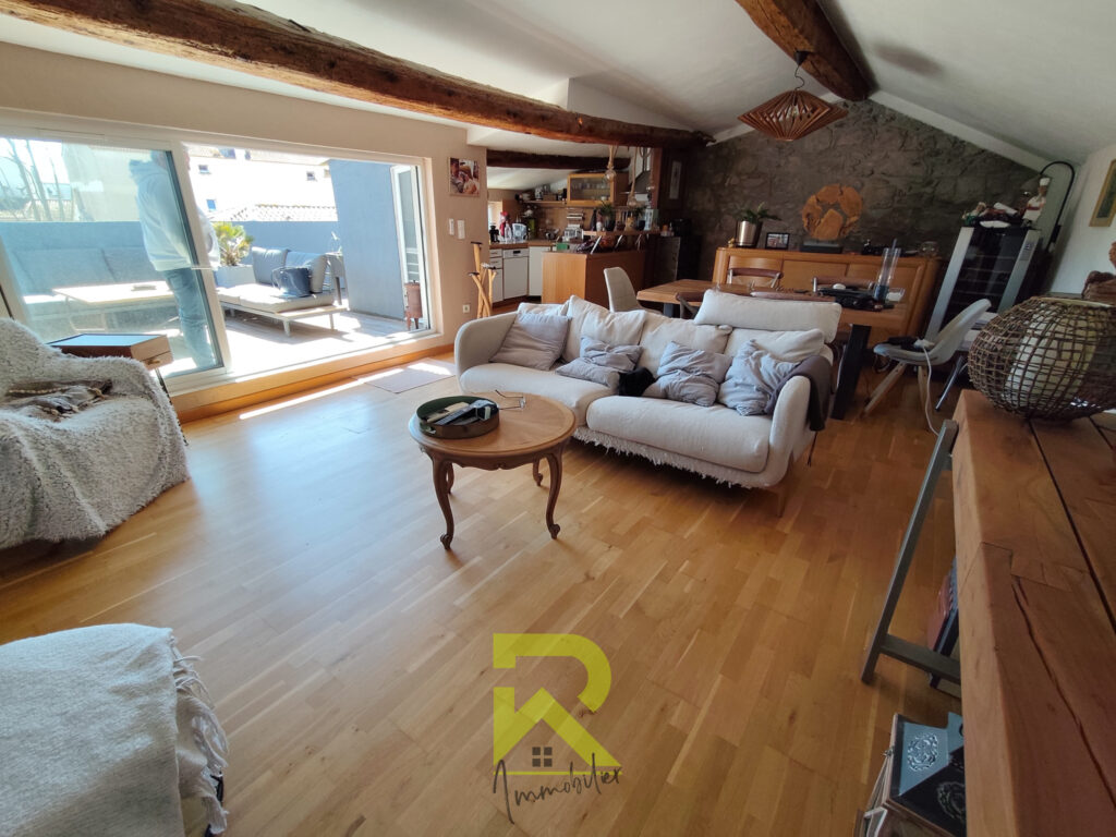 MAISON DE VILLE, GARAGE, TERRASSES – 5 pièces – 4 chambres – 138 m²