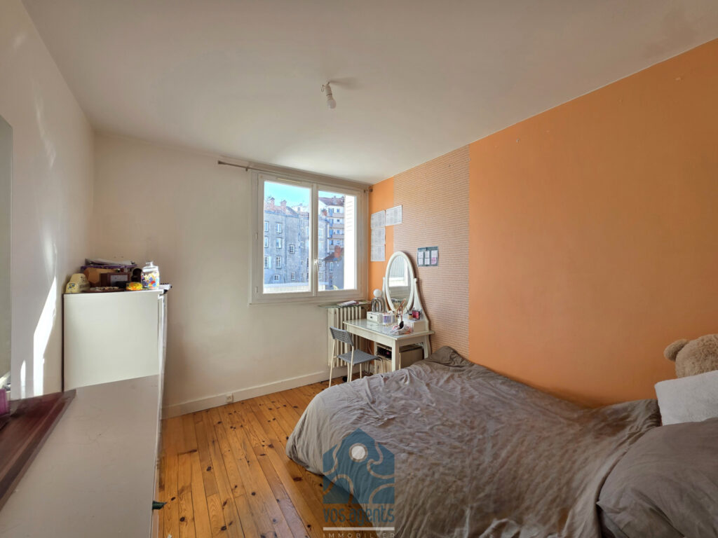 Appartement 3 pièces avec balcon, cave et stationnement – 3 pièces – 2 chambres – 61.5 m²