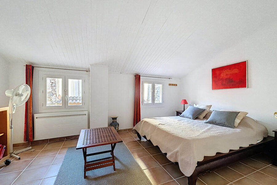Maison à vendre à Estoher