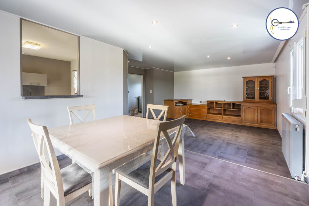 Maison Chaumousey 5 pièces 128 m2  – 5 pièces – 3 chambres – 128 m²