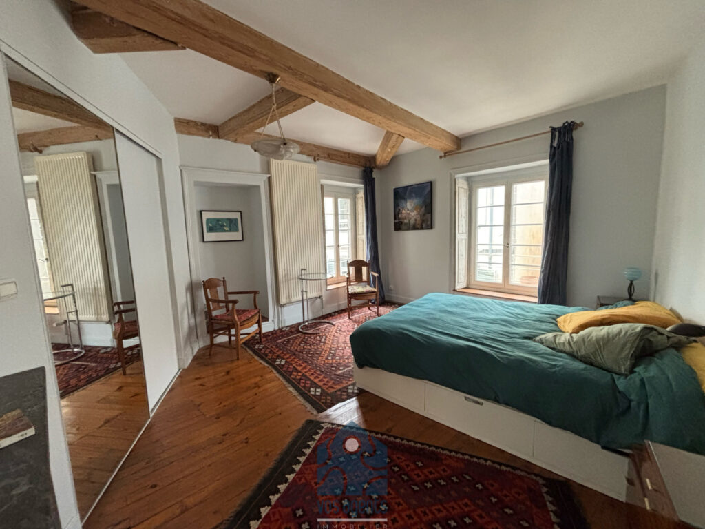 Triplex avec garage – 3 pièces – 1 chambre – 93 m²