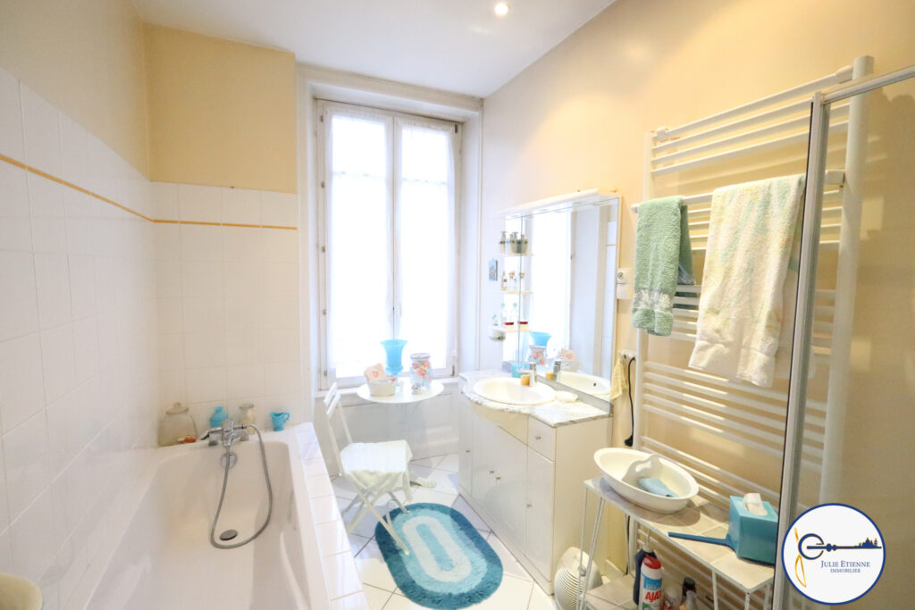 Appartement Epinal 5 pièces 109m2 + Garage – 5 pièces – 3 chambres – 109.4 m²