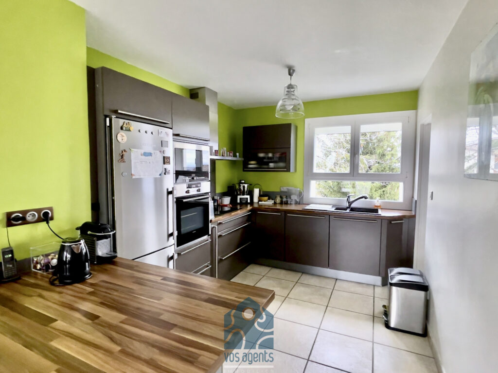 Appartement 3 pièces avec cave et garage – 3 pièces – 2 chambres – 64 m²