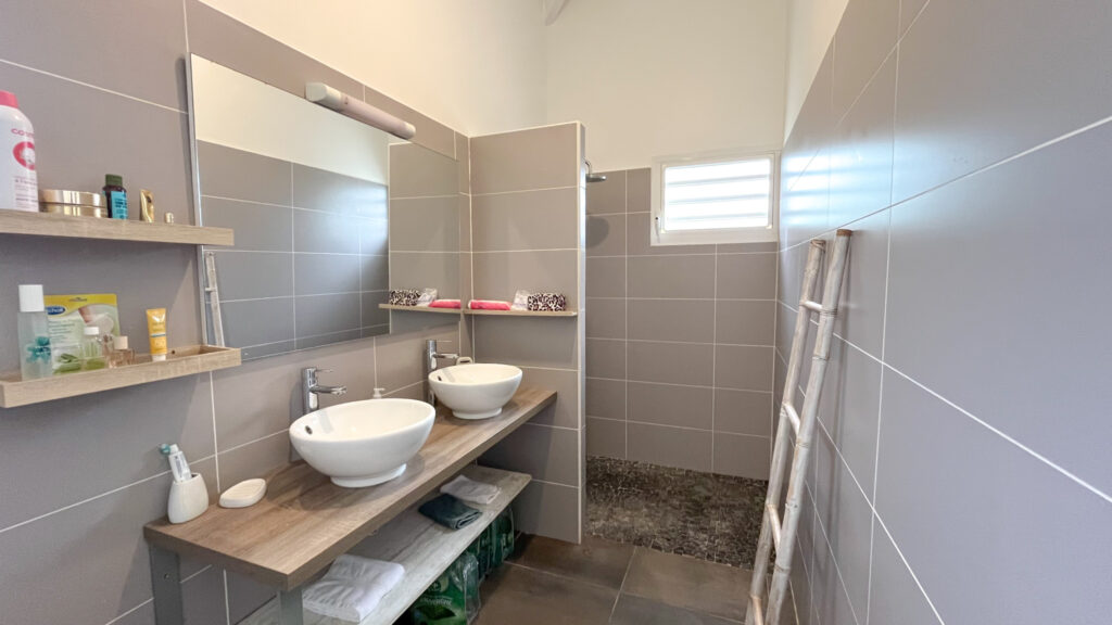 Villa F5 – Saint-François  – 5 pièces – 4 chambres – 143 m²