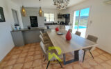 VILLA 170 M2 JARDIN, PISCINE ET VUE MONTAGNE – VIGNE – 5 pièces – 4 chambres – 170 m²