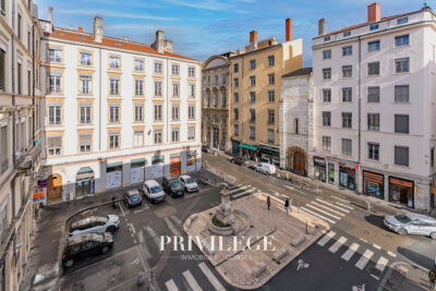 Appartement 90 m2 place Meissonnier – 4 pièces – 3 chambres – 91 m²