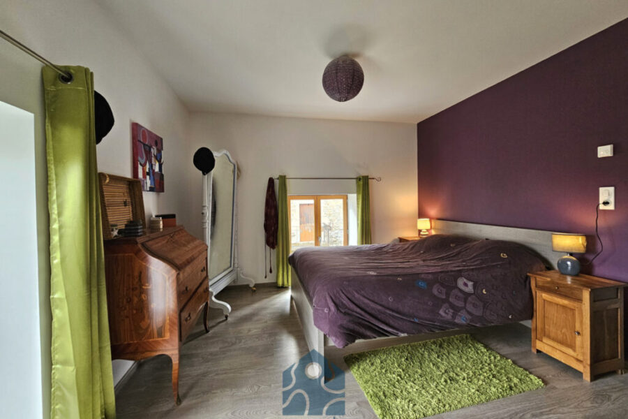 Maison à vendre à Charensat