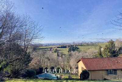 Terrain à bâtir avec vue – NR pièces – NR chambres – 905 m²