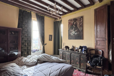 À découvrir aux portes de Vimoutiers   Propriété de caractèr – 6 pièces – 3 chambres – 103 m²