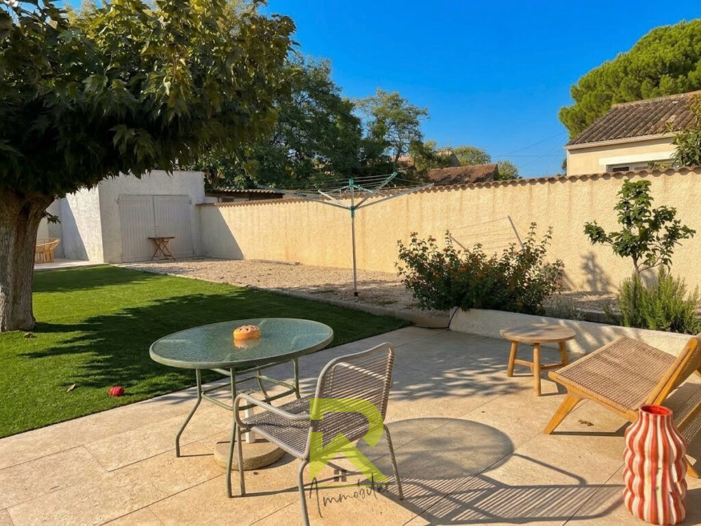 GRAU D&rsquo;AGDE, Villa 3 faces rénovée récemment de plain-pied a – 4 pièces – 3 chambres – 72 m²
