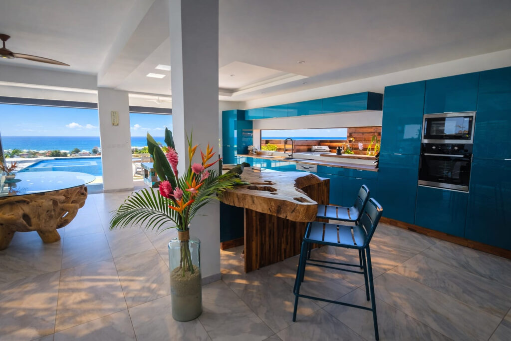 VILLA DE LUXE AVEC VUE MER 180o – SAINT FRANCOIS – 7 pièces – 5 chambres – 254.6 m²