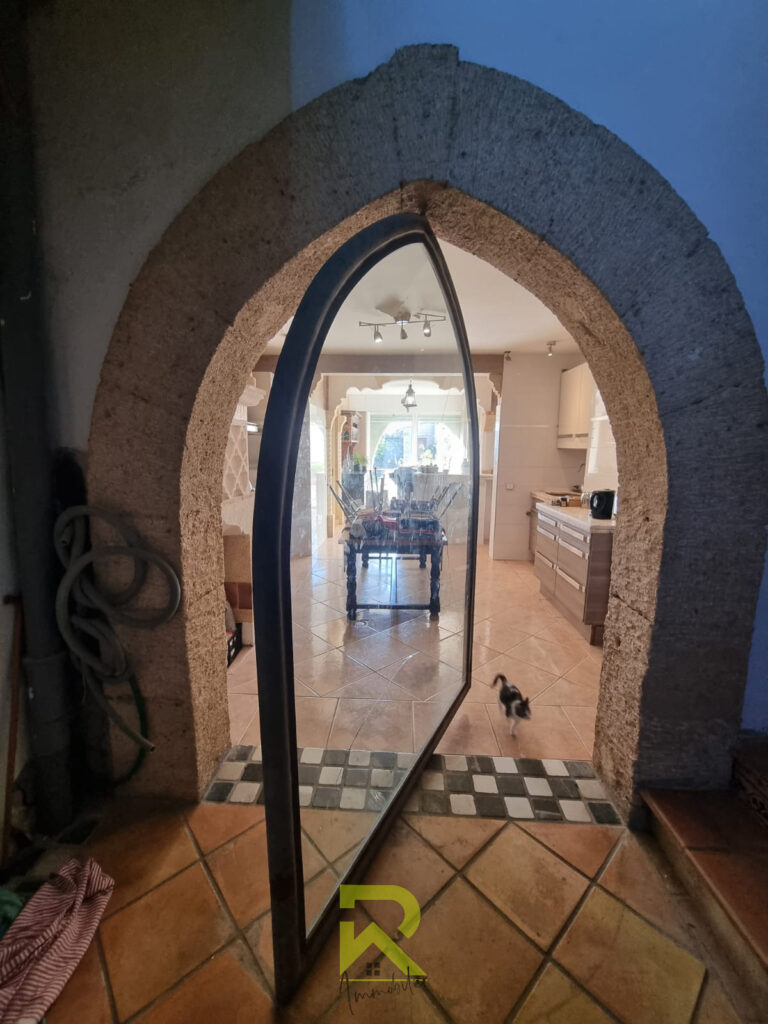 Insolite MAS  à fort potentiel  Coup de coeur assuré ! – 8 pièces – 7 chambres – 294 m²