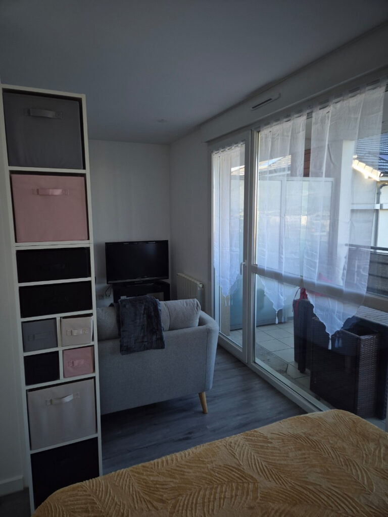 Appartement type1 meublé et loué avec terrasse et garage – 1 pièce – NR chambres – 28 m²