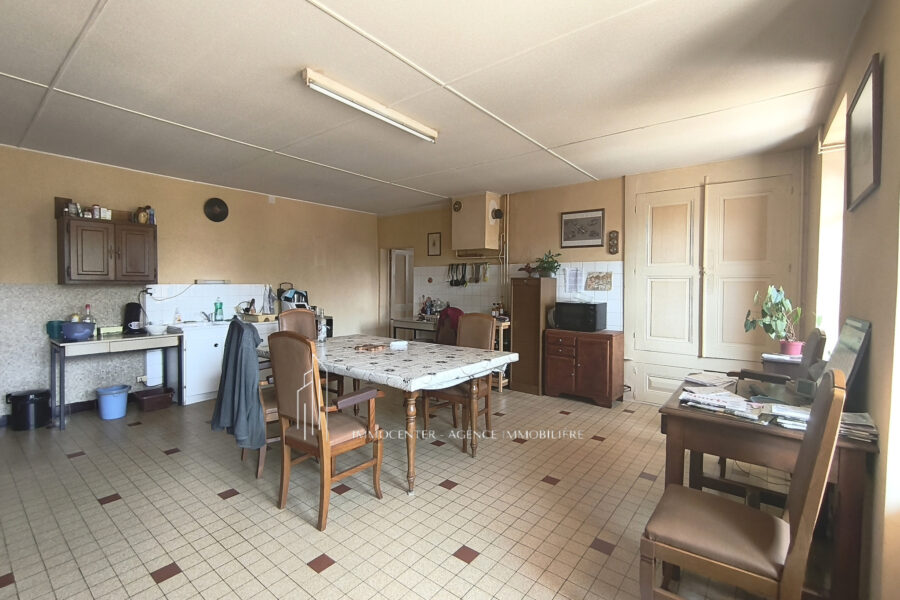 Maison à vendre à Saint-bonnet-de-chavagne