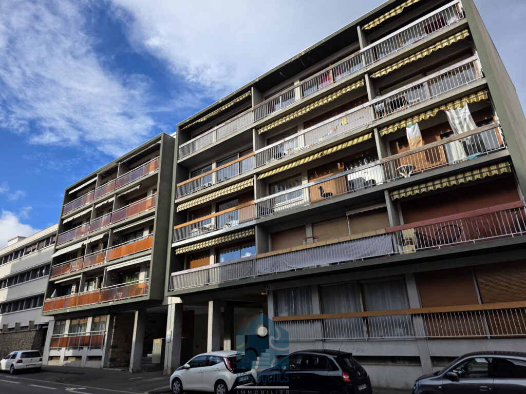 Appartement 3 pièces avec balcon, cave, et parking couvert – 3 pièces – 2 chambres – 59.7 m²
