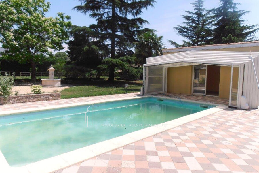 Maison à vendre à Montélier