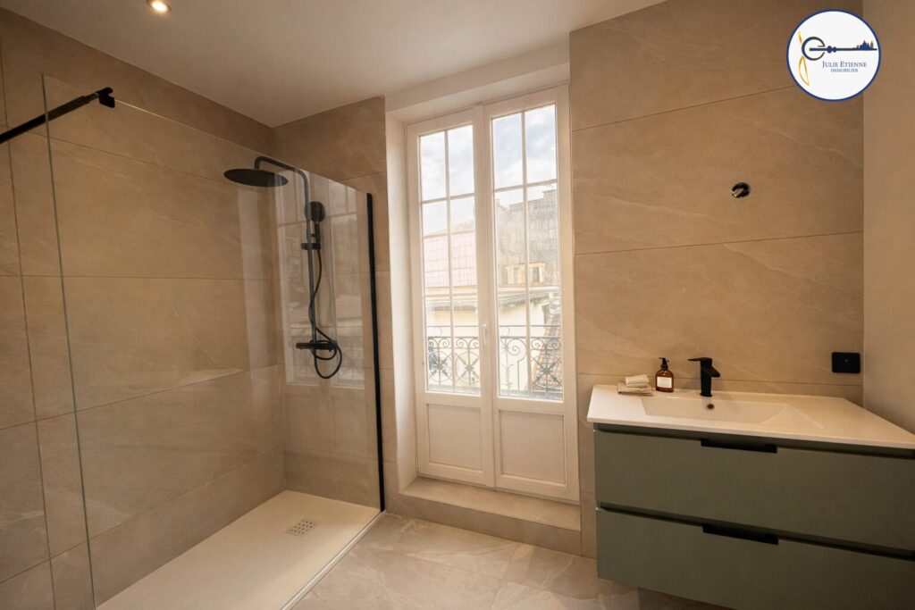 Magnifique appartement 5 pièces 103 m2 – 5 pièces – 3 chambres – 103 m²