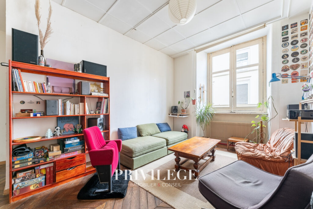 Appartement 90 m2 place Meissonnier – 4 pièces – 3 chambres – 91 m²