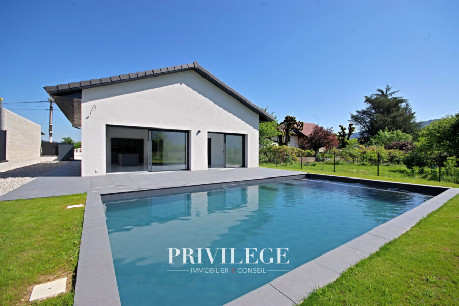 Maison à vendre à Peyrieu