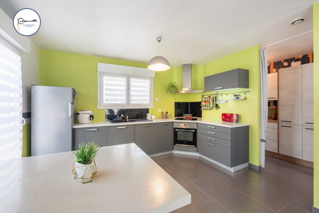 Maison Hadol 6 pièces 143m2 – 7 pièces – 4 chambres – 143 m²
