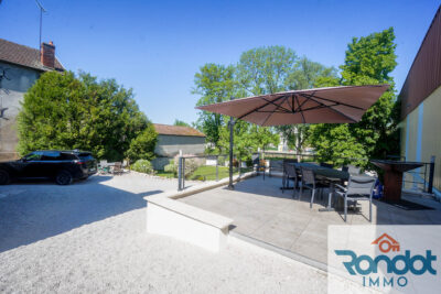 MAISON 5 PIECES/3 CHAMBRES/130 M2 ENVIRON – 5 pièces – 3 chambres – 130 m²