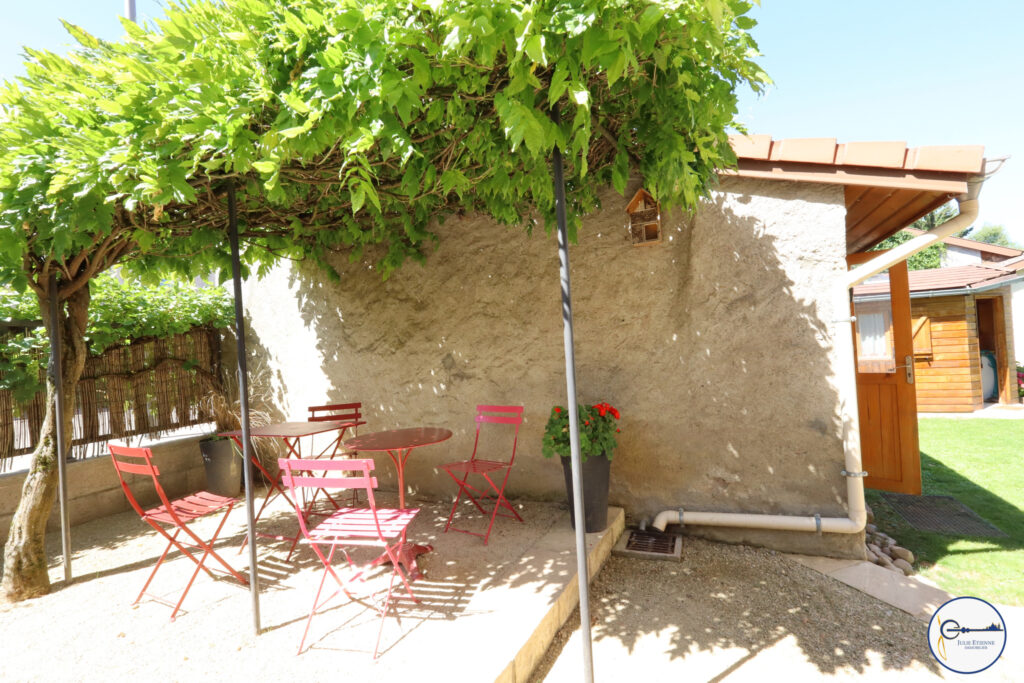 Maison Dompaire 8 pièces 187 m2 – 8 pièces – 4 chambres – 187 m²