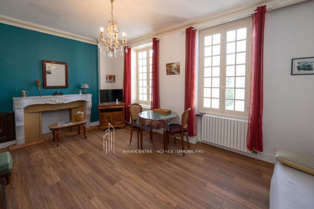 Drôme – ROMANS-SUR-ISERE Maison de caractère 6 pièces de 144 – 6 pièces – 2 chambres – 144 m²