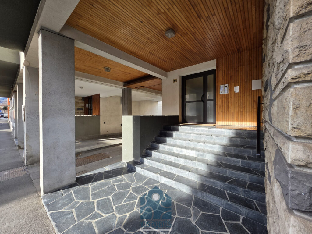 Appartement 3 pièces avec balcon, cave, et parking couvert – 3 pièces – 2 chambres – 59.7 m²