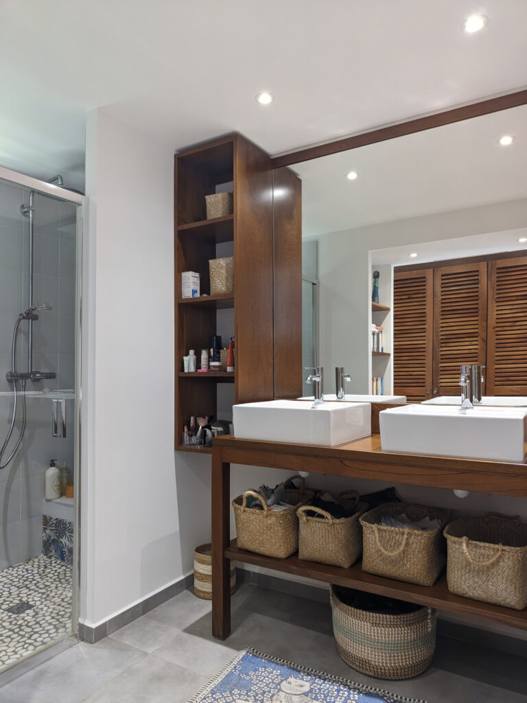 Villa d&rsquo;architecte de luxe – vue mer – St-François – 4 pièces – 3 chambres – 147 m²