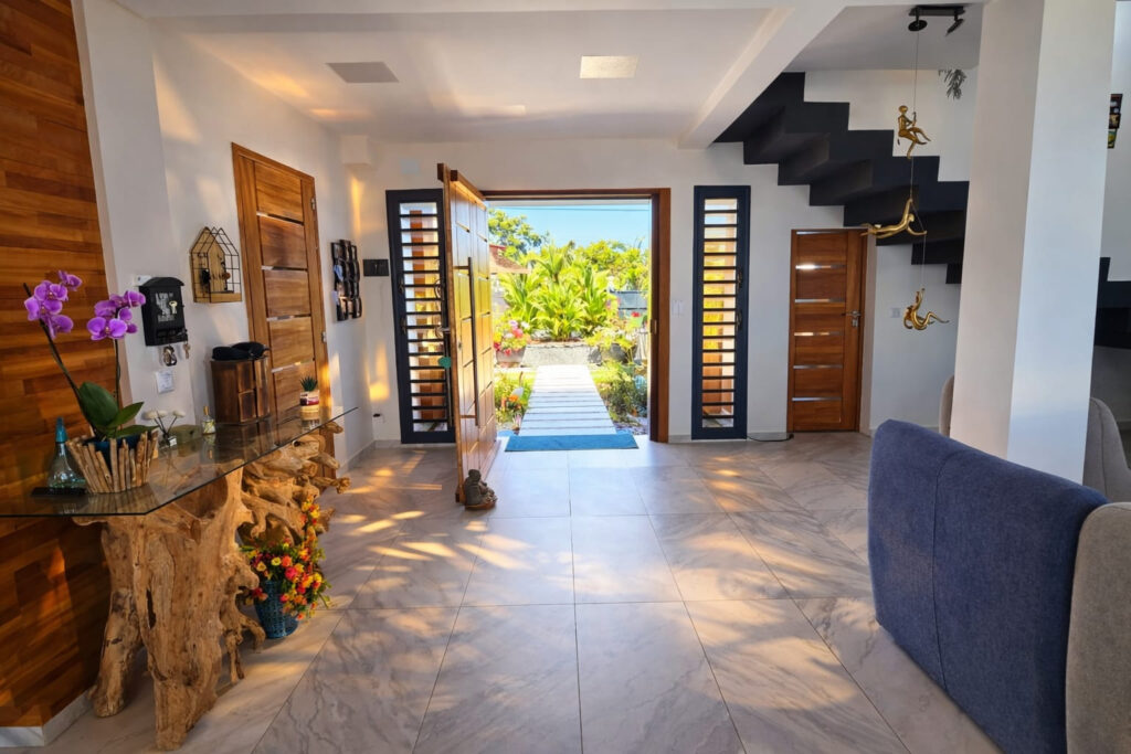 VILLA DE LUXE AVEC VUE MER 180o – SAINT FRANCOIS – 7 pièces – 5 chambres – 254.6 m²
