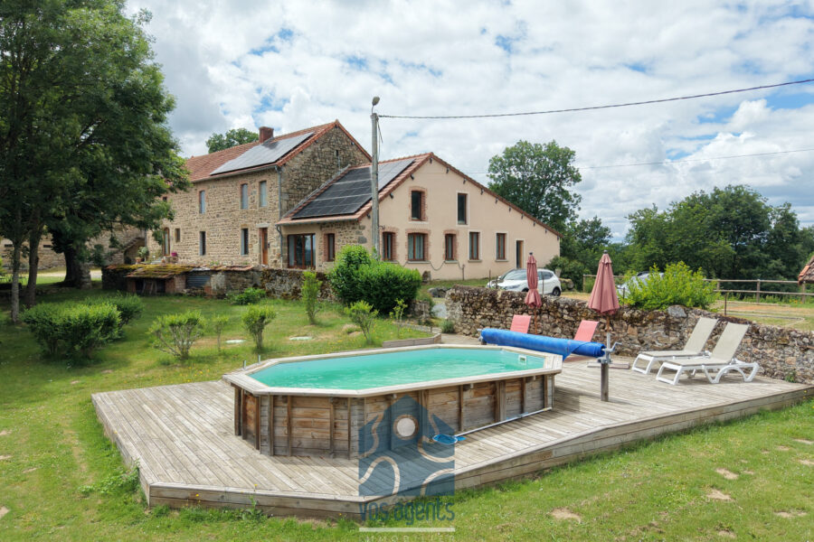 Maison à vendre à Charensat