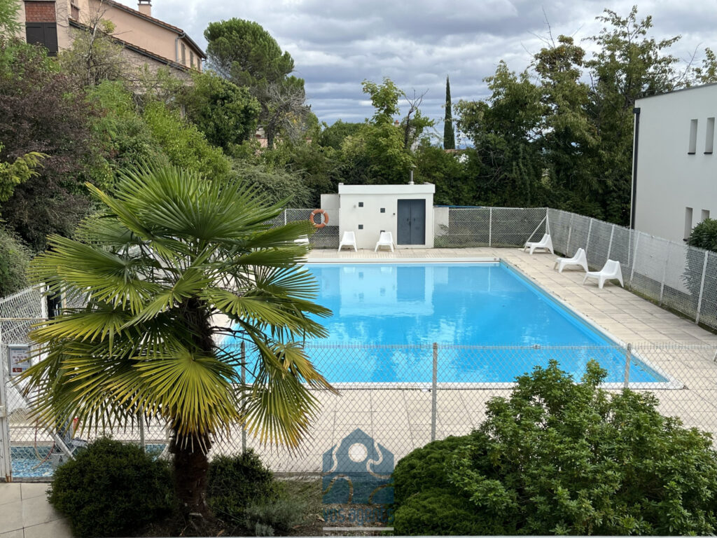 Appartement 3 pièces avec cave et garage – 3 pièces – 2 chambres – 64 m²