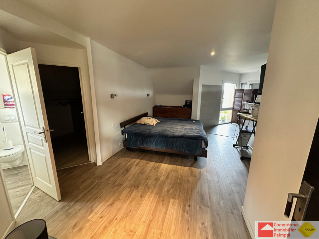 À VENDRE   Maison contemporaine avec vue mer exceptionnelle  – 5 pièces – 3 chambres – 170 m²