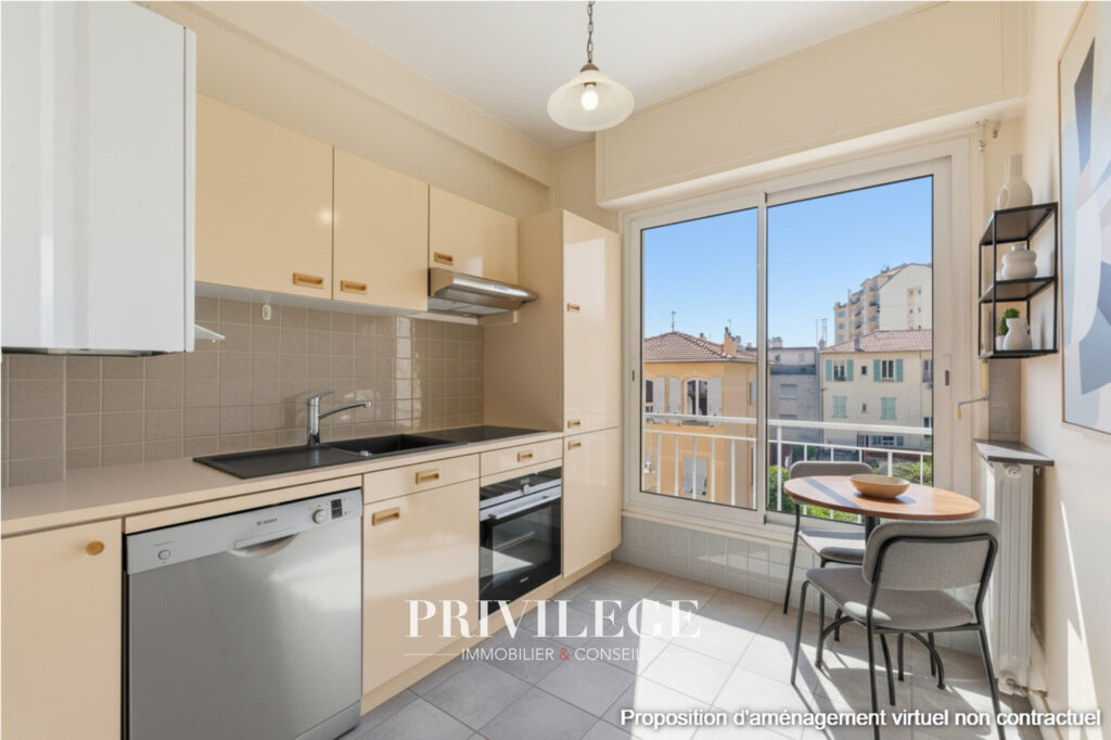 Nice   Mantega/Évêché | 2 pièces lumineux, terrasse, vue dég – 2 pièces – 1 chambre – 46.92 m²