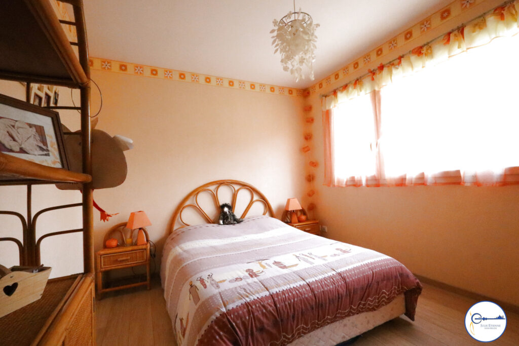 Maison Dompaire 8 pièces 187 m2 – 8 pièces – 4 chambres – 187 m²