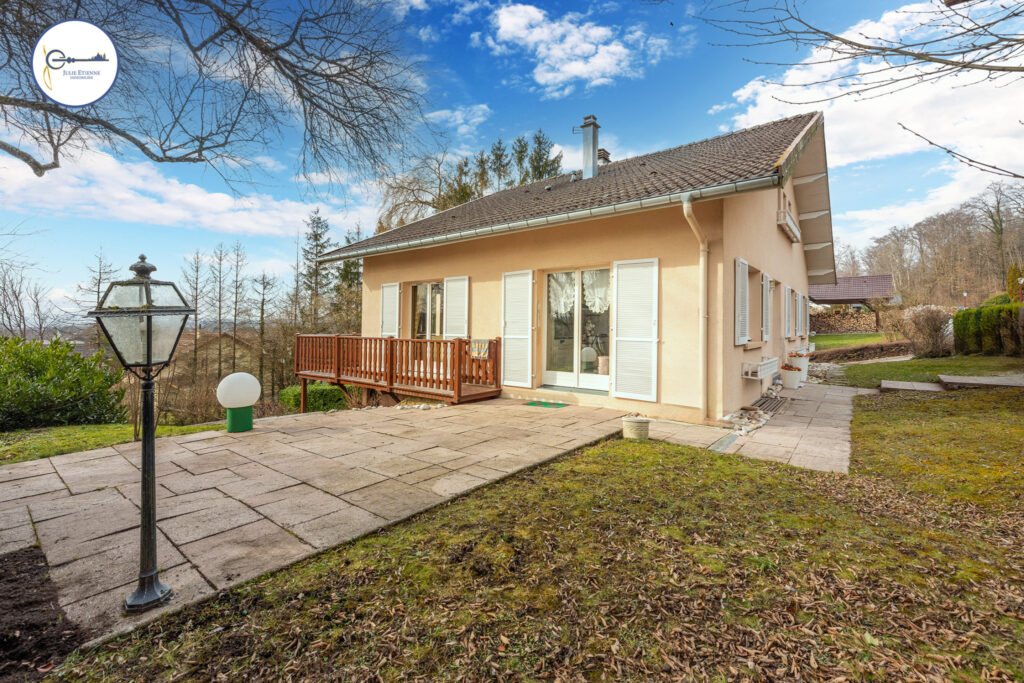 Maison Dogneville 5 pièces 94m2 – 5 pièces – 3 chambres – 94 m²