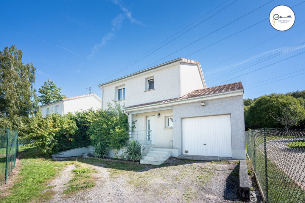 Maison ARCHES 5 Pièces 101m2 – 5 pièces – 3 chambres – 101 m²