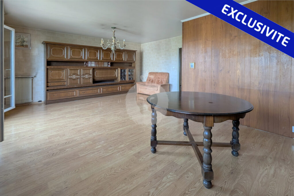 GRAND T3 TRAVERSANT QUARTIER LES MURIERS – 3 pièces – 2 chambres – 75 m²