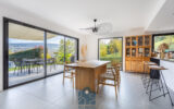 Villa avec vue, piscine, terrasses et garages – 6 pièces – 4 chambres – 178 m²