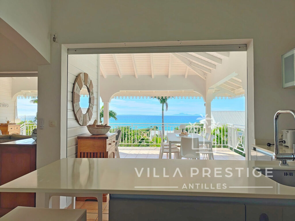 Villa de standing 3 chambres et studio indépendant – vue mer – 5 pièces – 4 chambres – 140 m²