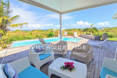 VILLA PREMIERE LIGNE 3 CHAMBRES AVEC PISCINE, ACCES PLAGE ET – 4 pièces – 3 chambres – 93 m²