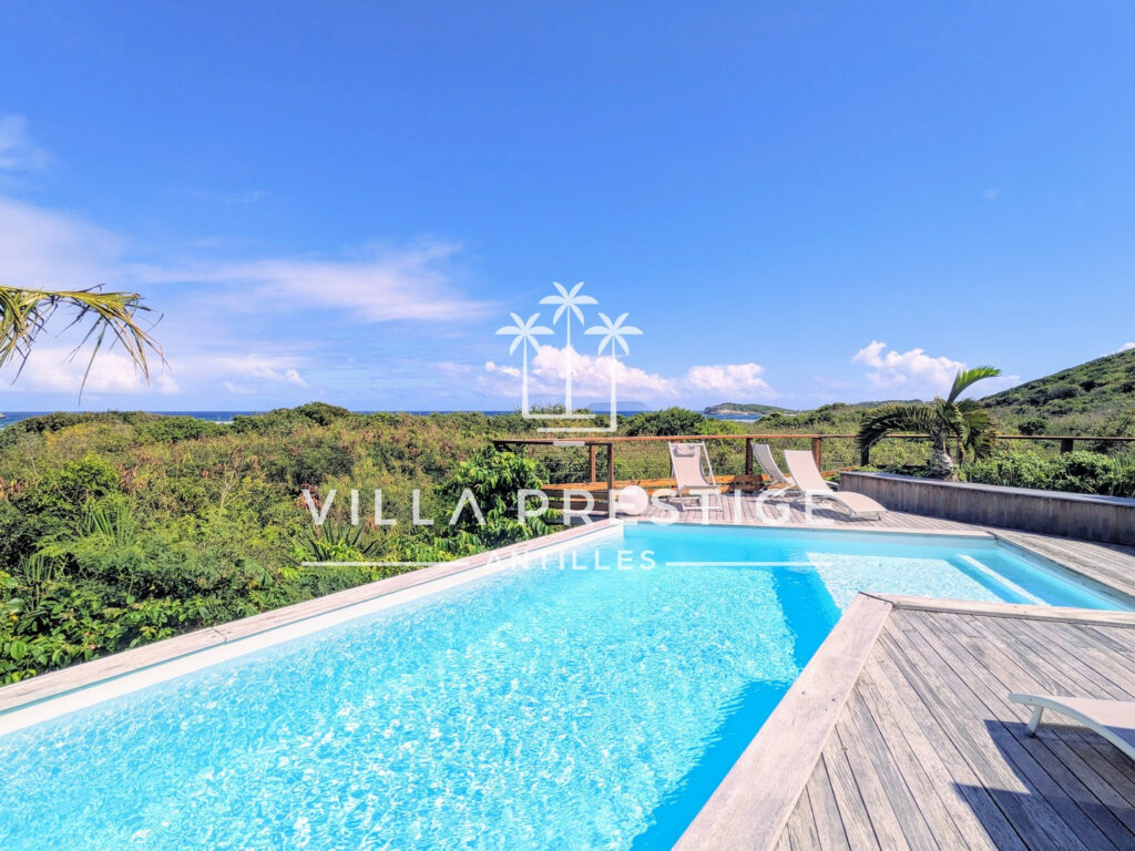 VILLA PREMIERE LIGNE 3 CHAMBRES AVEC PISCINE, ACCES PLAGE ET – 4 pièces – 3 chambres – 93 m²