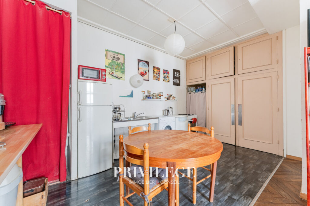 Appartement 90 m2 place Meissonnier – 4 pièces – 3 chambres – 91 m²