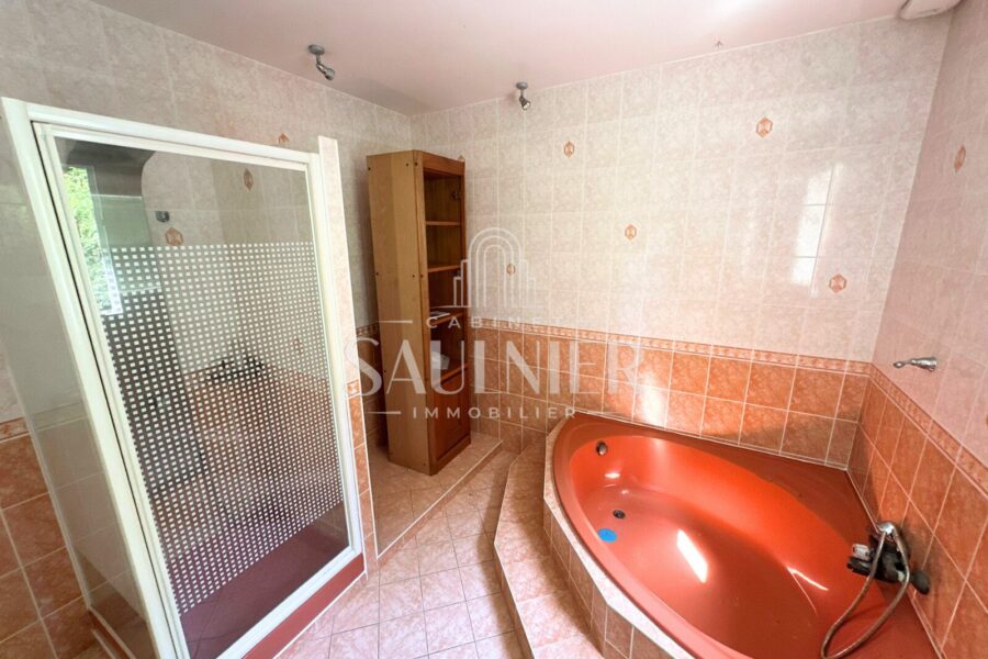 Maison à vendre à Azay-sur-Cher