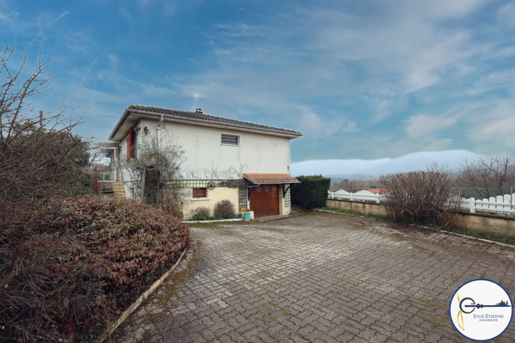 Maison Raves 4 pièces 106,2 m2 – 4 pièces – 3 chambres – 106 m²